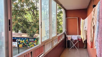Shared Dormitory, 1 Bedroom, Accessible, Balcony | Interior