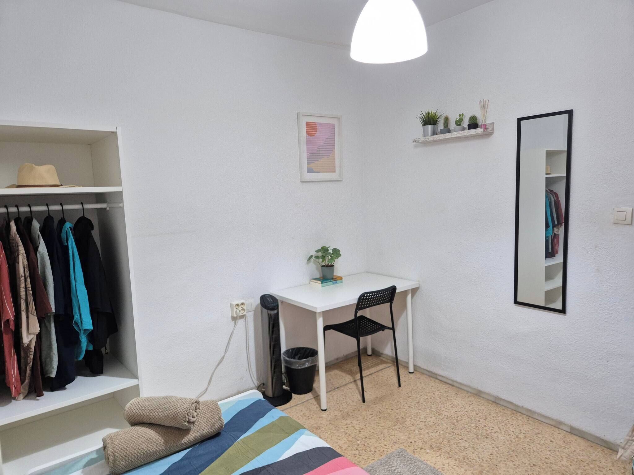 Slaapzaal, 1 slaapkamer, toegankelijk voor mindervaliden, balkon | 1 slaapkamer