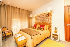 Comfort Double Room, Garden View | In-room safe, blackout drapes, soundproofing, free WiFi