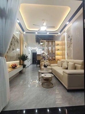 Basic Room | Minibar, free WiFi, bed sheets