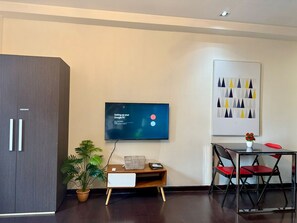 Living area - Makati City Gramercy Residences Studio  (Makati)