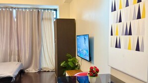 筆電工作空間、隔音、熨斗/熨衣板、免費無線上網