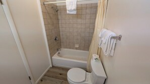 Full Single Bed | Desk, laptop workspace, free WiFi