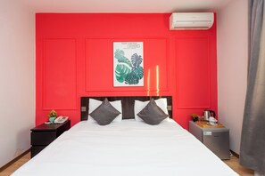 Chambre double, vue sur la ville | Système d’insonorisation, fer et planche à repasser