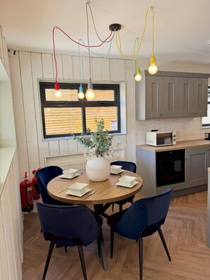 تناول الطعام