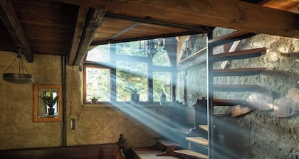 Exceptional old barn converted by an artist