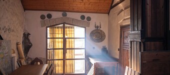 Exceptional old barn converted by an artist