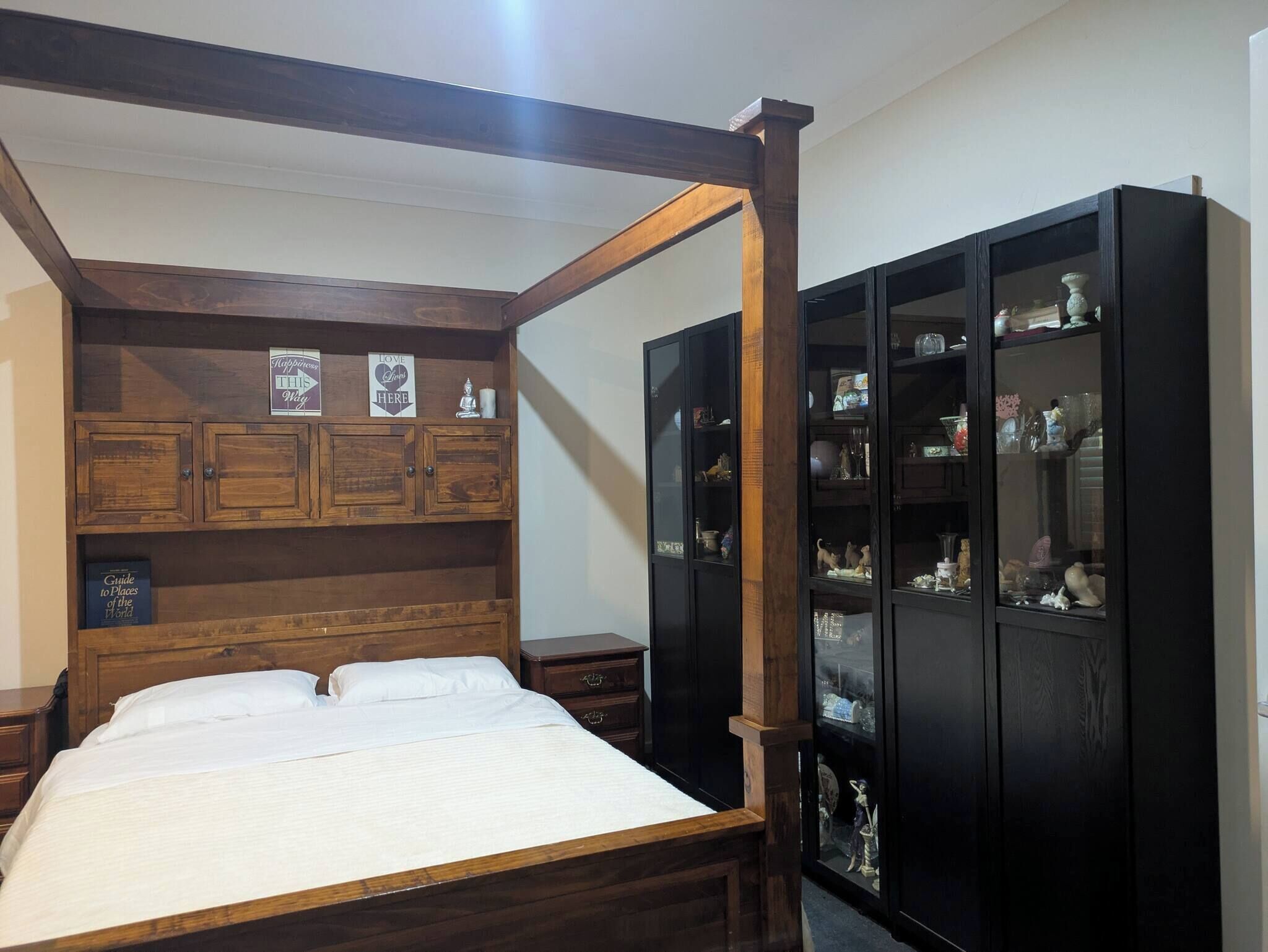 5 bedrooms