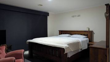 5 bedrooms