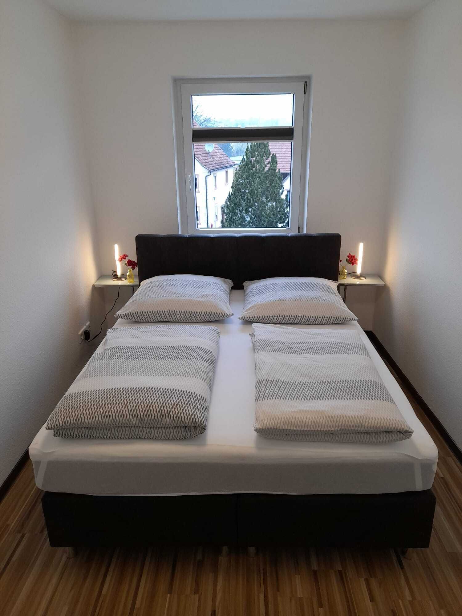 Deluxe-Apartment | Individuell dekoriert, individuell eingerichtet, Schreibtisch