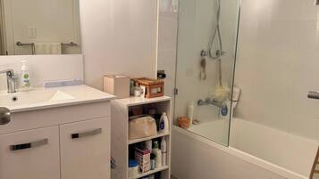 Dormitorio compartido, 1 habitación | Baño