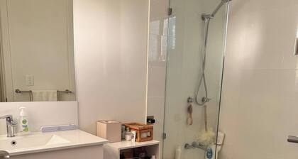 Room-room in a Beautiful Queenslander Ho