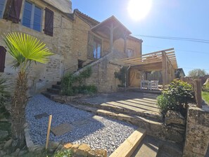 Exterior - Charming house, shaded terrace near Sarlat (Groléjac)