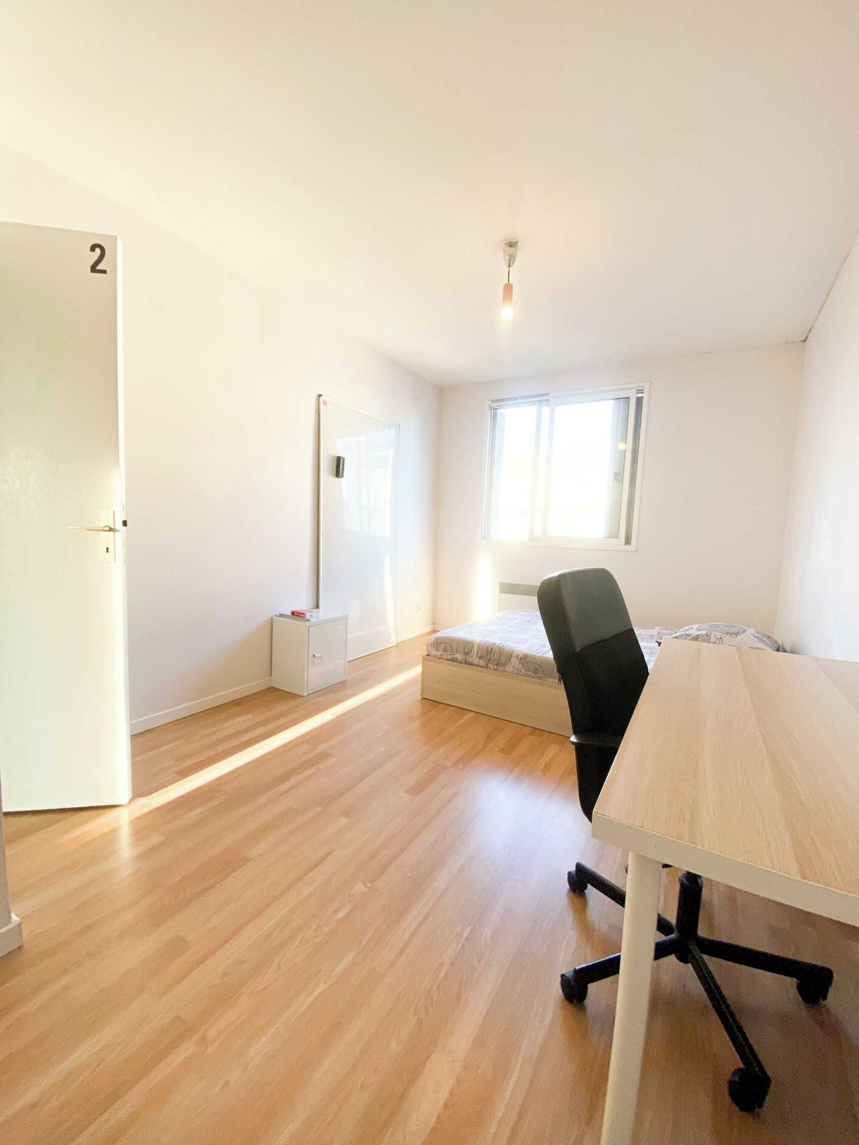 Apartment | 1 bedroom, bed sheets