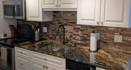 Luxury 1BR King Condo, Ground Floor, Lanai - Clothing Optional