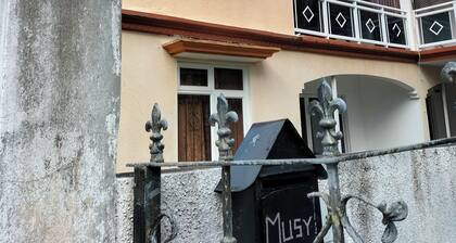 Romantic, peaceful apartment just minutes from Péreybere, Mauritius