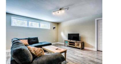 Modern Chalet 1.2KM to Tremblant's North Side!