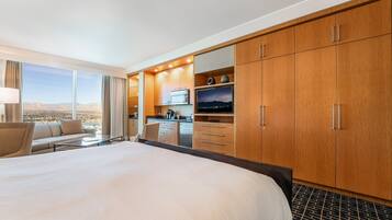 Schreibtisch, Bügeleisen/Bügelbrett, kostenloses WLAN, Bettwäsche