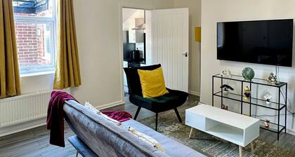 3Bed Property in jarrow city, Ideal for NHS, Contractors &Families.Free parking.