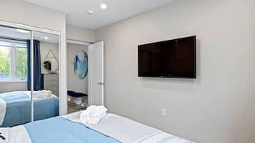 2 bedrooms, WiFi, bed sheets