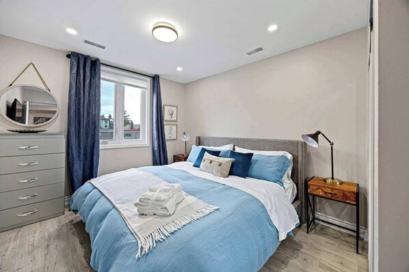 2 bedrooms, WiFi, bed sheets