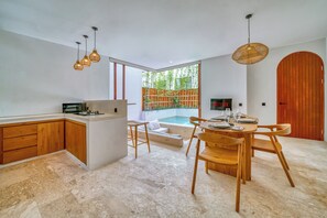 Villa, 2 Bedrooms, Private Pool | Living area | 41-inch Smart TV with digital channels - Villa Gloria Canggu (Canggu)