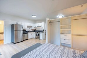 1 quarto, ferros/tábuas de passar roupa, Wi-Fi, roupa de cama