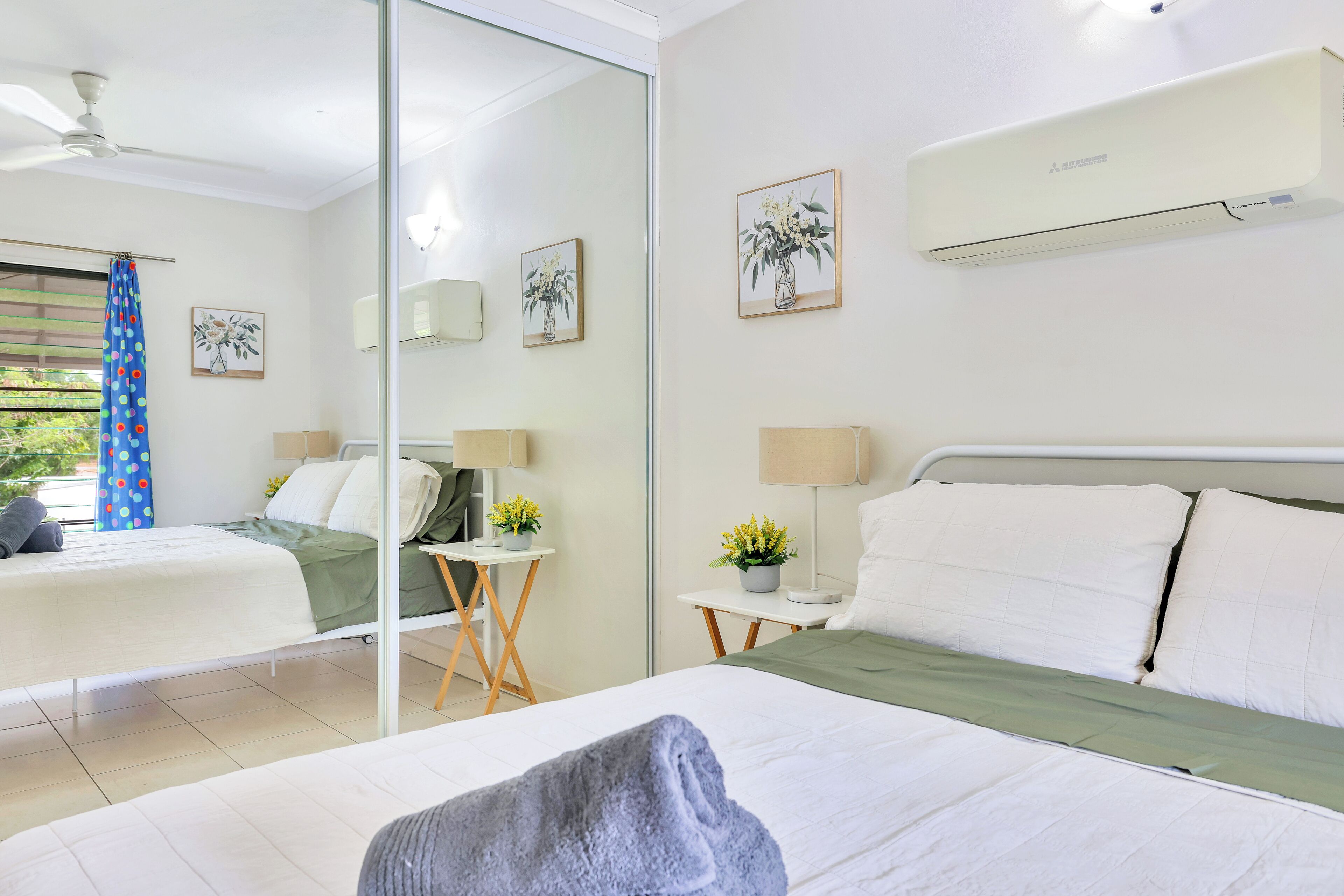 4 bedrooms, iron/ironing board, travel cot, free WiFi