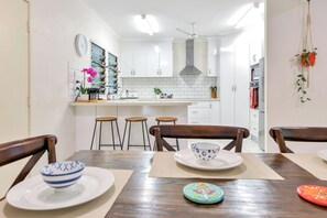 Dining - Anula Homestead | Pet friendly yard by Tropical BNB (Anula)