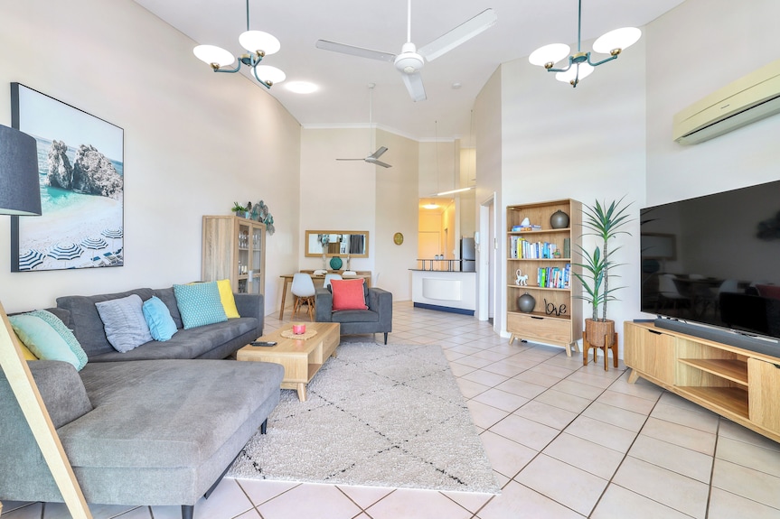 Harbour Breeze Escape | Top Floor 2br Apt With Pool By Tropical Bnb - ダーウィン