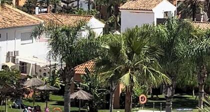 Apartment, swimming pool, sun, subway parking, private terrace, 300m from the beach