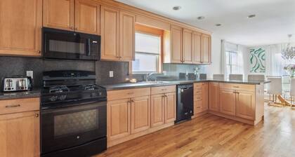 Luxury NY Retreat+Free Parking