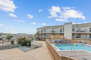 Pool - San Remo 208 (Ocean City)