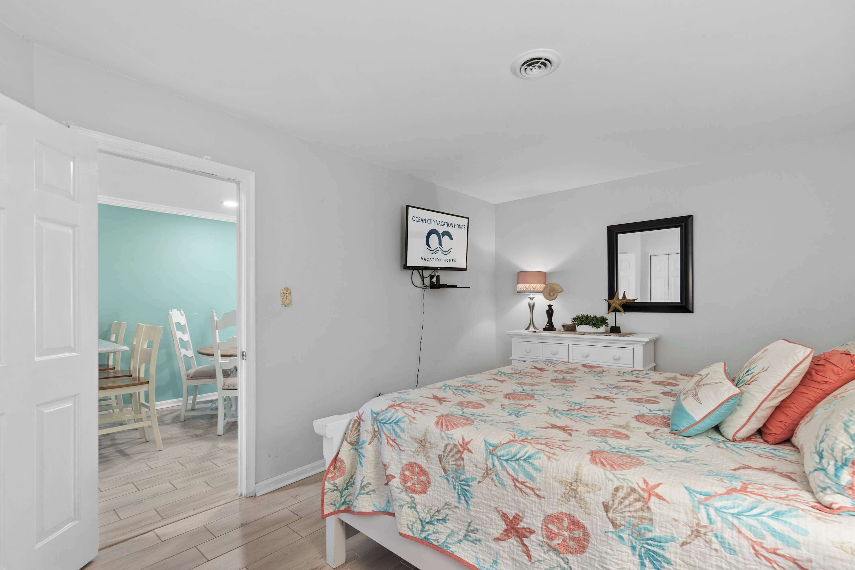 2 bedrooms, WiFi, bed sheets