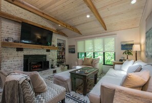 TV, fireplace, offices