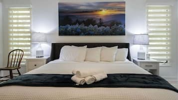 3 bedrooms, desk, iron/ironing board, WiFi