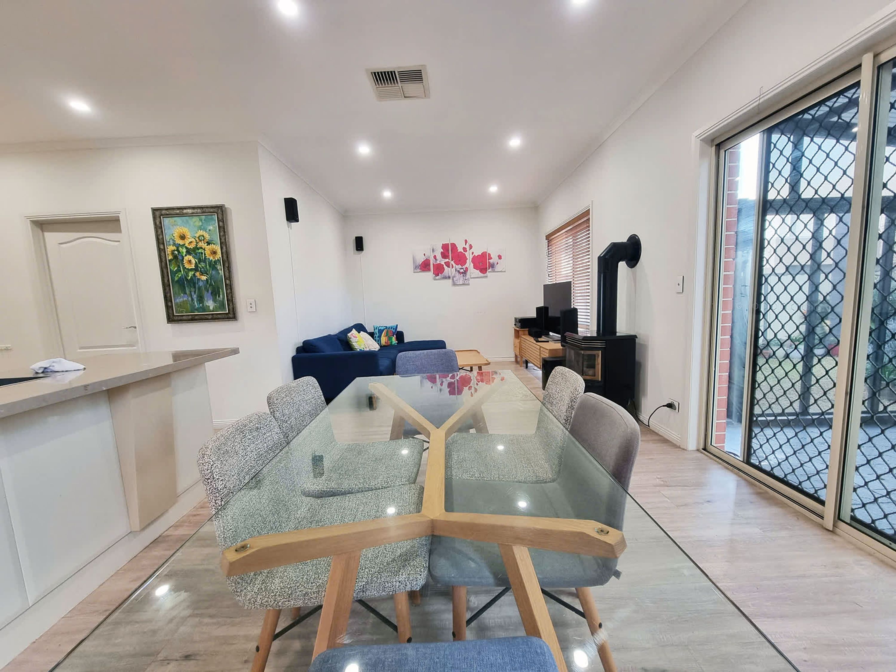 House | 4 bedrooms, Internet