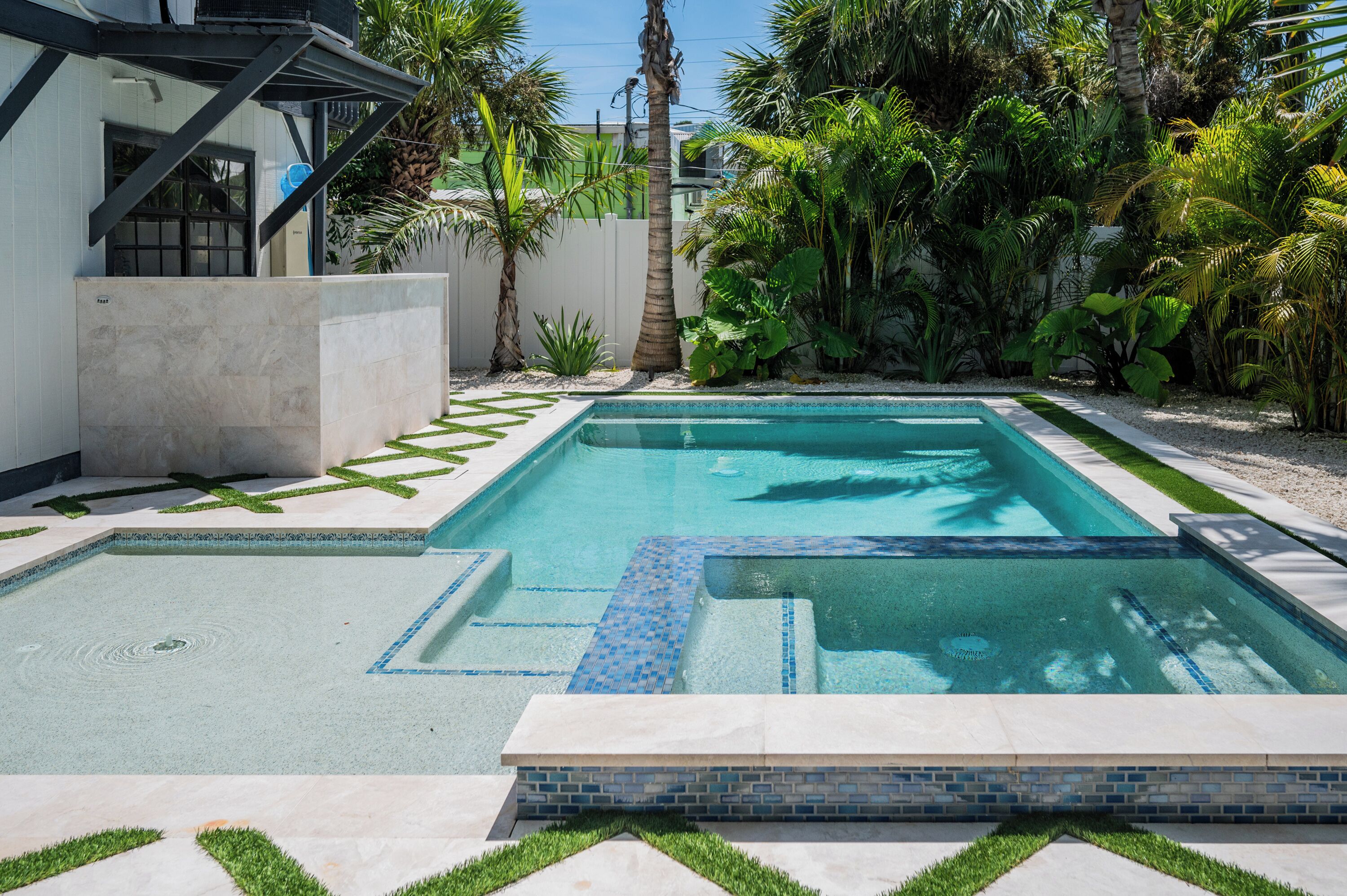 Piscine extérieure, piscine chauffée