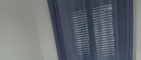 2 室のベッドルーム、アイロン / アイロン台、ベッドシーツ