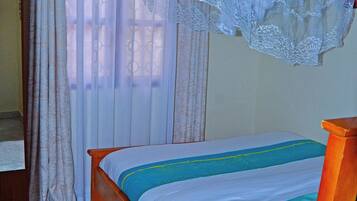 3 dormitorios, tabla de planchar con plancha, wifi y ropa de cama