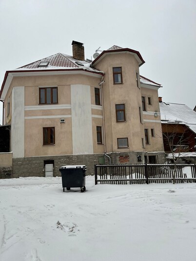 Family Apartment N3 in Abertamy - near Plesivec Ski Slopes, bike/ski storage