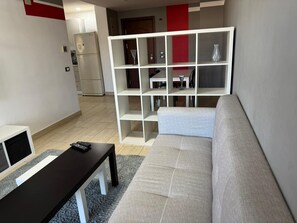 TV, caminetto