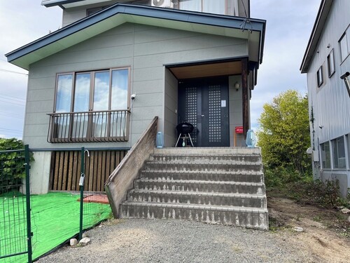The entire 200 square meter house with private dog run (with star-filled sky)