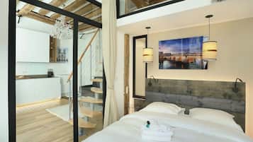 Apartment | 2 bedrooms, laptop workspace, iron/ironing board, bed sheets