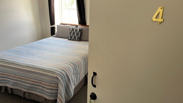 1 bedroom, WiFi, bed sheets