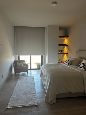 3 bedrooms, desk, free WiFi, bed sheets