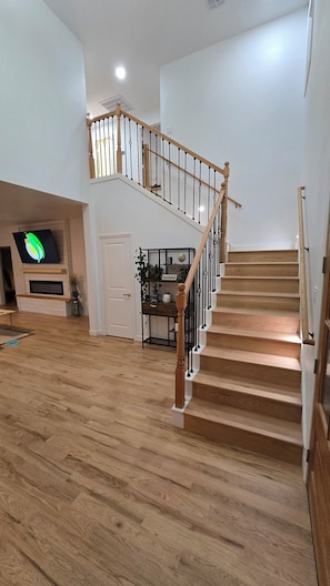Interior - Summit Nocturne – Where Nightlife Meets Retreat (Broken Arrow)