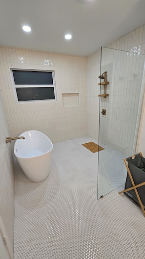 Towels, soap, toilet paper