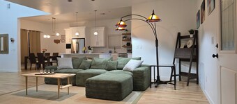 Summit Nocturne – Where Nightlife Meets Retreat