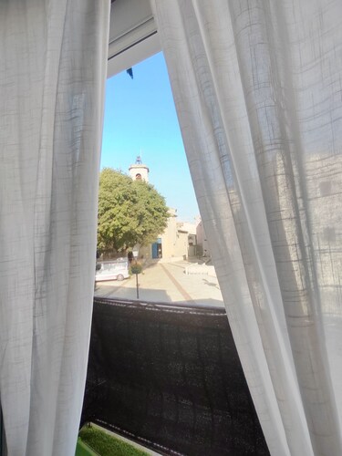 Moderne et chaleureux duplex en centre-ville. Proche de l'A9 et du tramway !